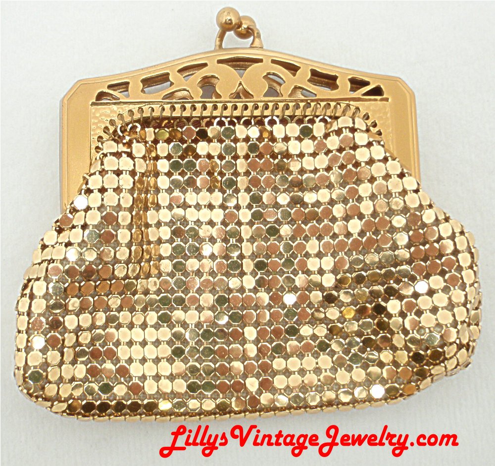Vintage WHITING & DAVIS Gold tone Mesh Coin Purse from lillysvintagejewelry.com