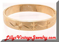 Vintage Etched Stars Golden Bangle Bracelet