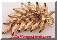 Vintage 3D Golden Leaf Brooch