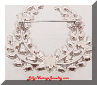 Gorgeous Vintage Rhinestones Wreath Brooch