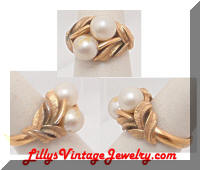 Vintage AVON Golden Leaves Pearls Cocktail Ring