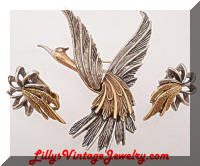 Vintage ART Bird in Flight Brooch Earrings Set