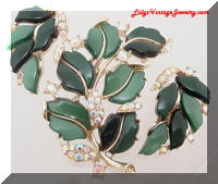 Vintage LISNER Greens Thermoset Leaves Brooch Earrings Set