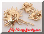 Vintage TRIFARI gold tone flowers brooch and earrings set